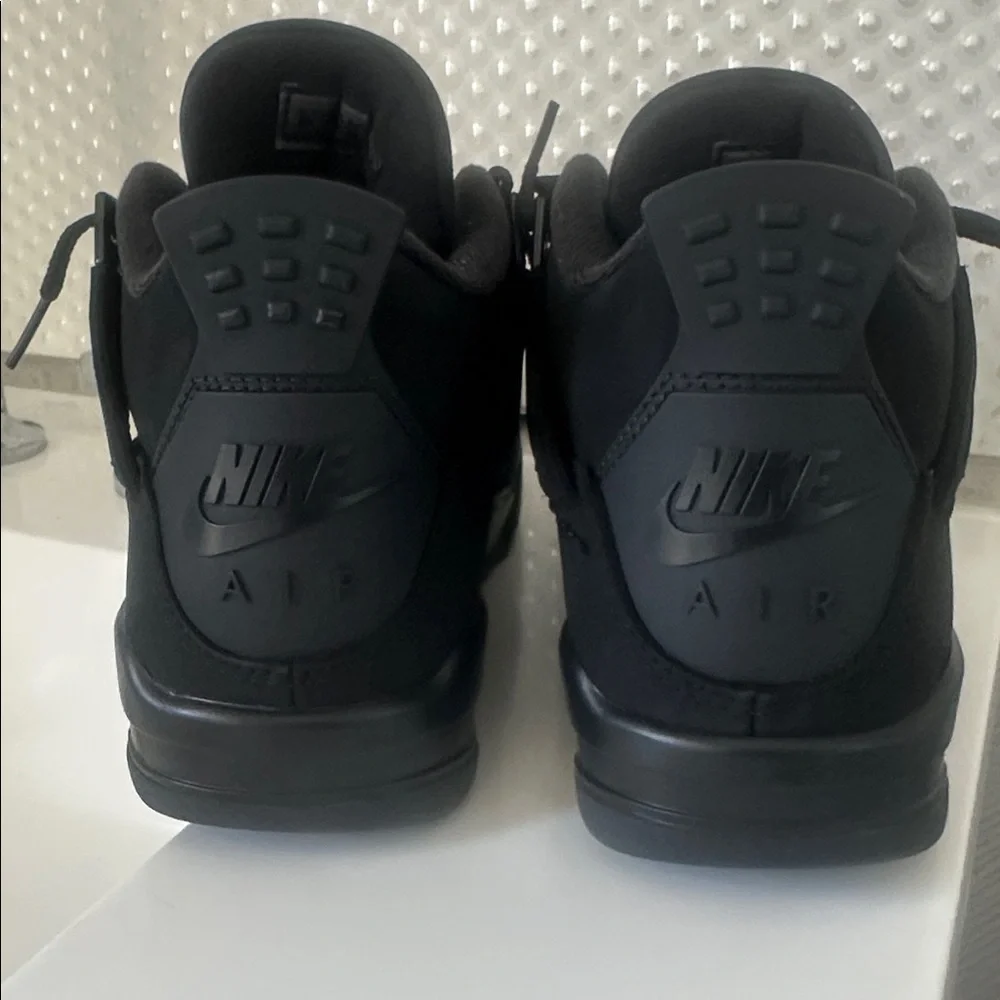 Air Jordan 4 Retro Black Cat - Picture 4 of 7